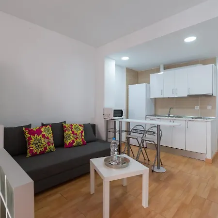 New Studio Near Las Canteras Beach Лас-Пальмас-де-Гран-Канария